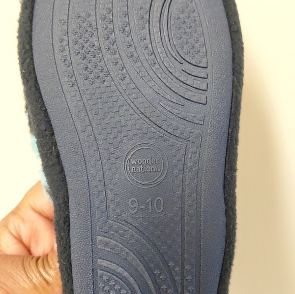 Cozy Dinosaur Kids Slippers - Black, Yellow, Blue Size 9/10 - Picture 8 of 8